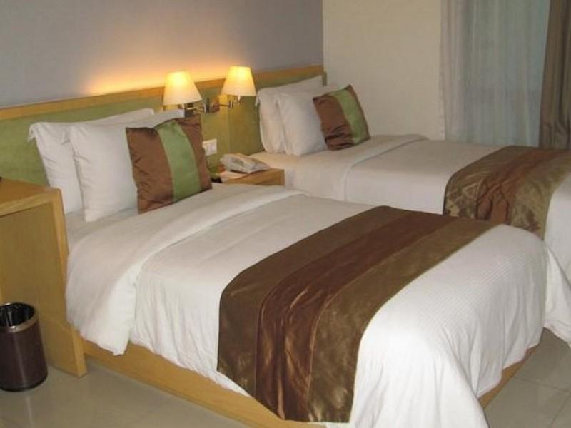 Hotel Anggrek Gandasari Bandung Bagian luar foto