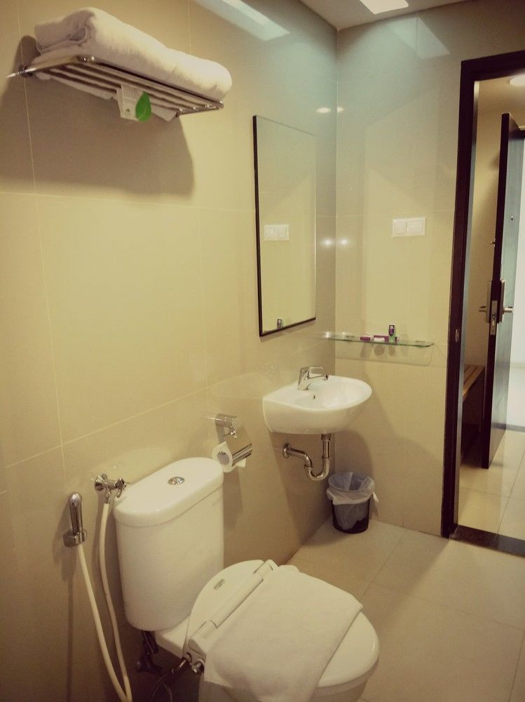 Hotel Anggrek Gandasari Bandung Bagian luar foto