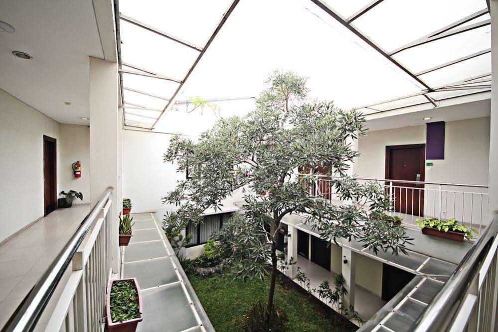 Hotel Anggrek Gandasari Bandung Bagian luar foto