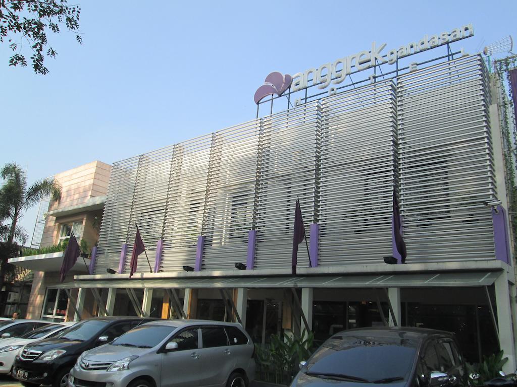 Hotel Anggrek Gandasari Bandung Bagian luar foto